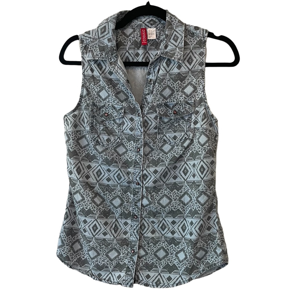Divided by H&M Collared Sleeveless Printed Denim Top Size 4